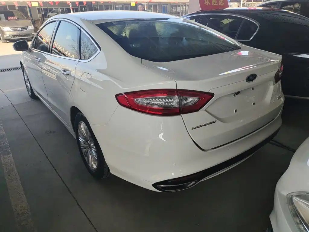 Ford Mondeo — миниатюра 5
