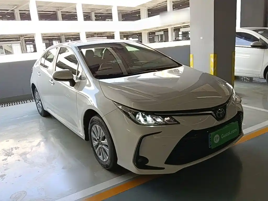 Toyota Corolla — миниатюра 4