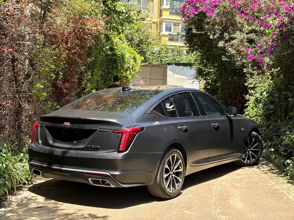Cadillac CT5 — миниатюра 13