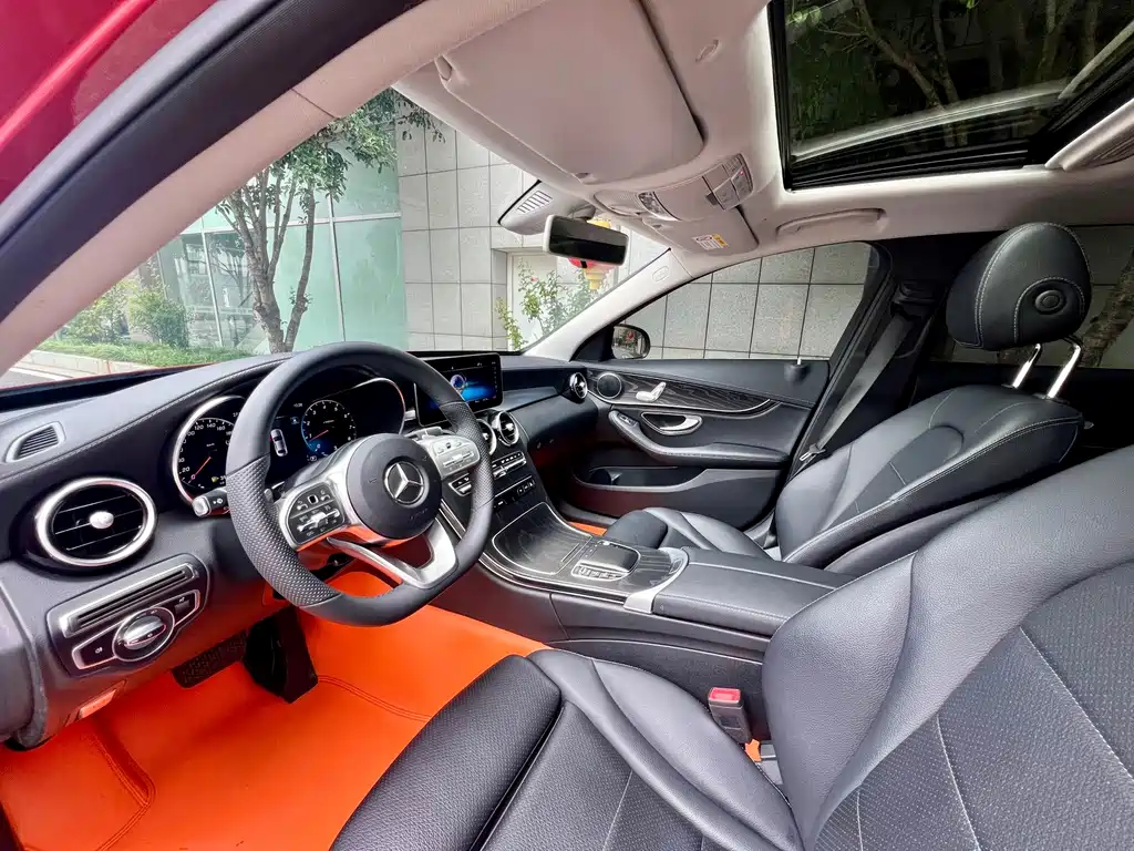 Mercedes-Benz C-Class — миниатюра 11
