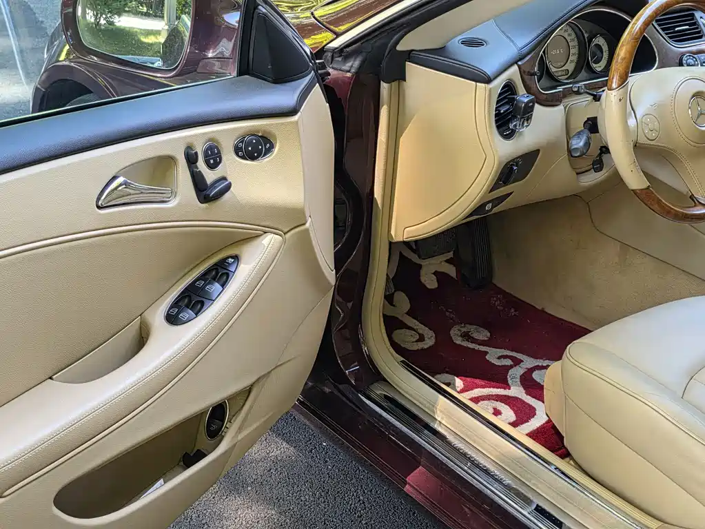 Mercedes-Benz CLS — миниатюра 14