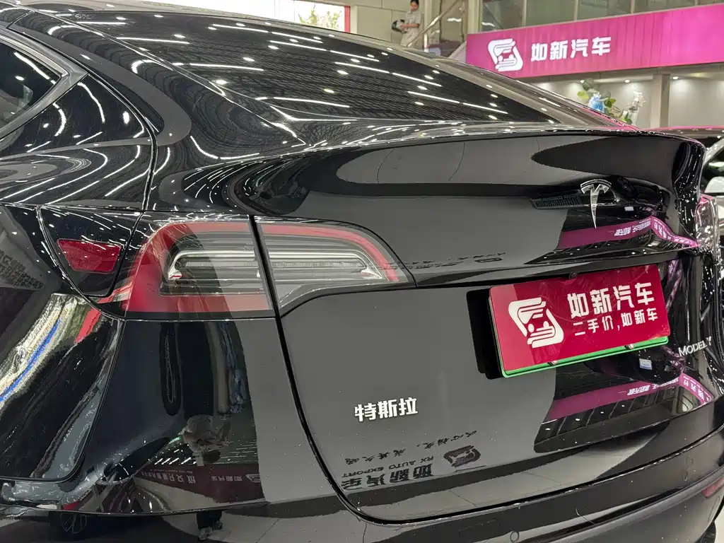Tesla Model Y 2021 3D7