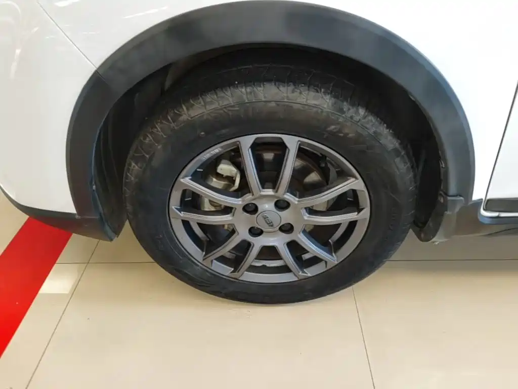 Geely Vision X3 — миниатюра 23