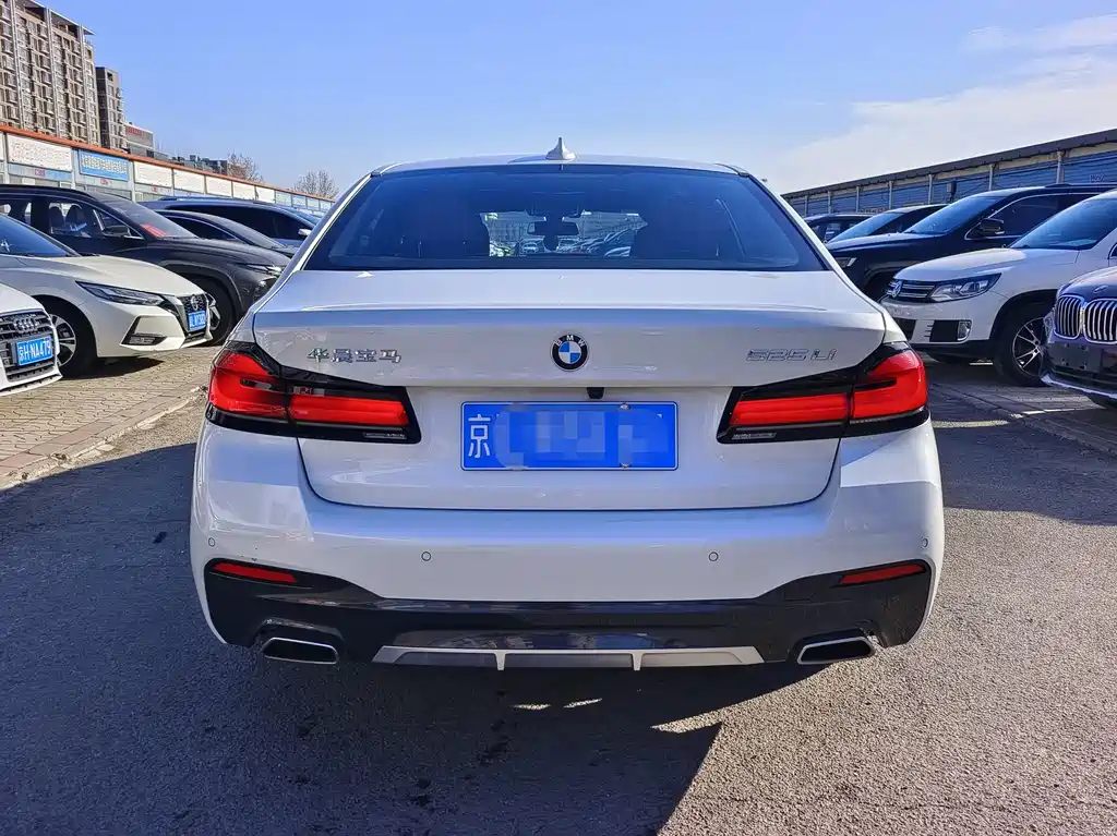 BMW 5 Series 5 2022 525Li M Sport