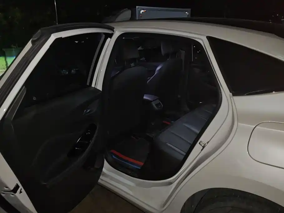 Buick Verano — миниатюра 11