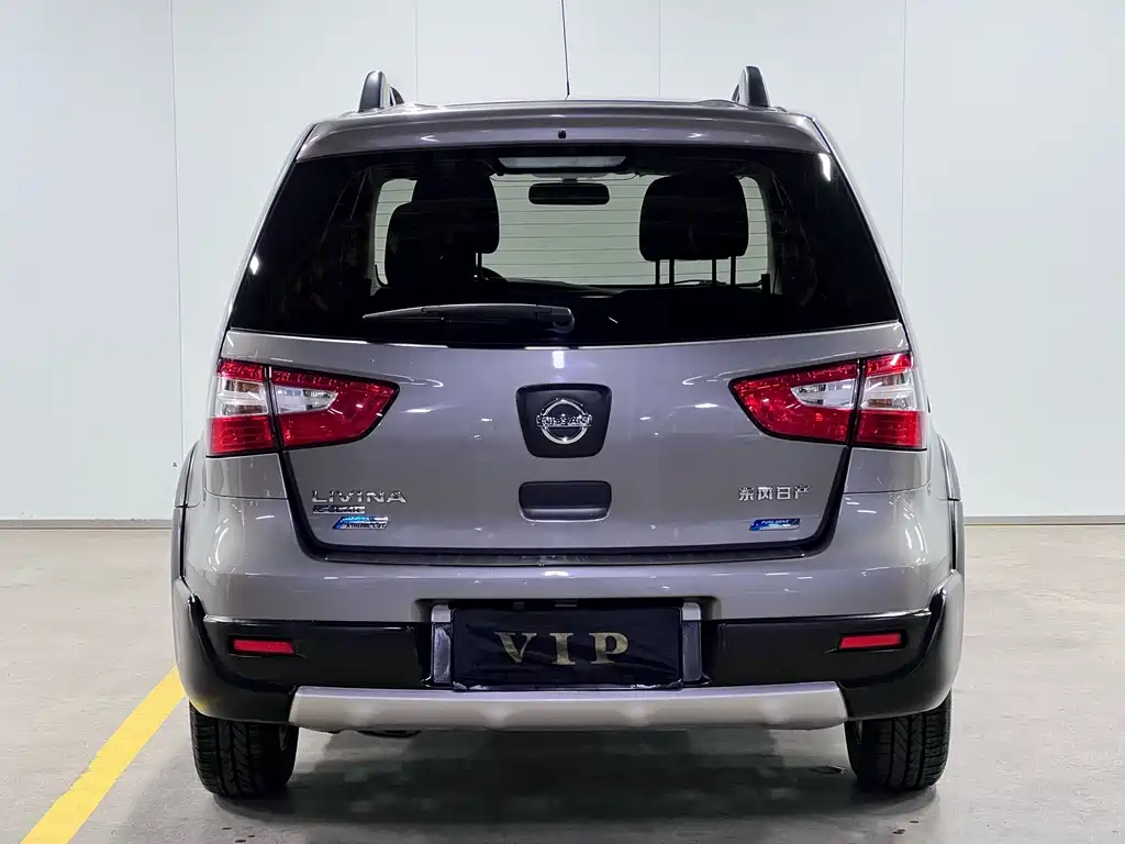 Nissan Livina — миниатюра 8