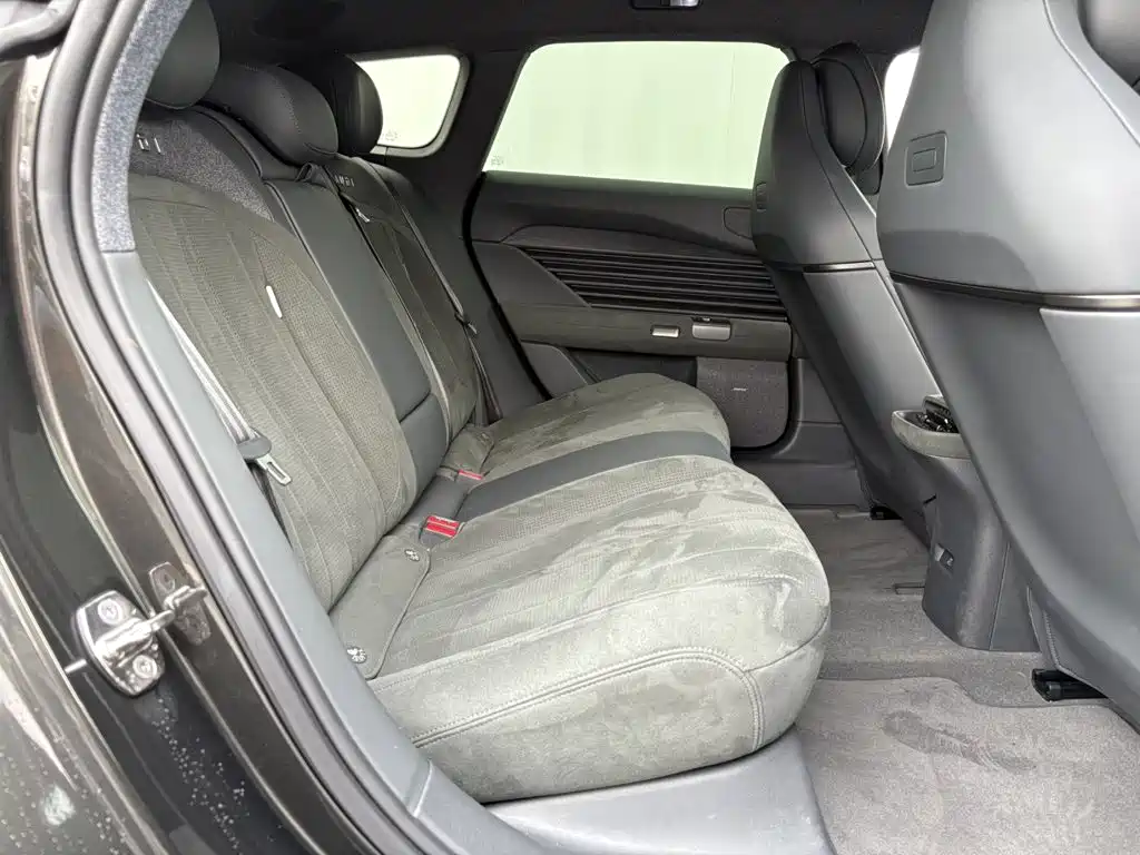 Audi E5 Sportback — миниатюра 14