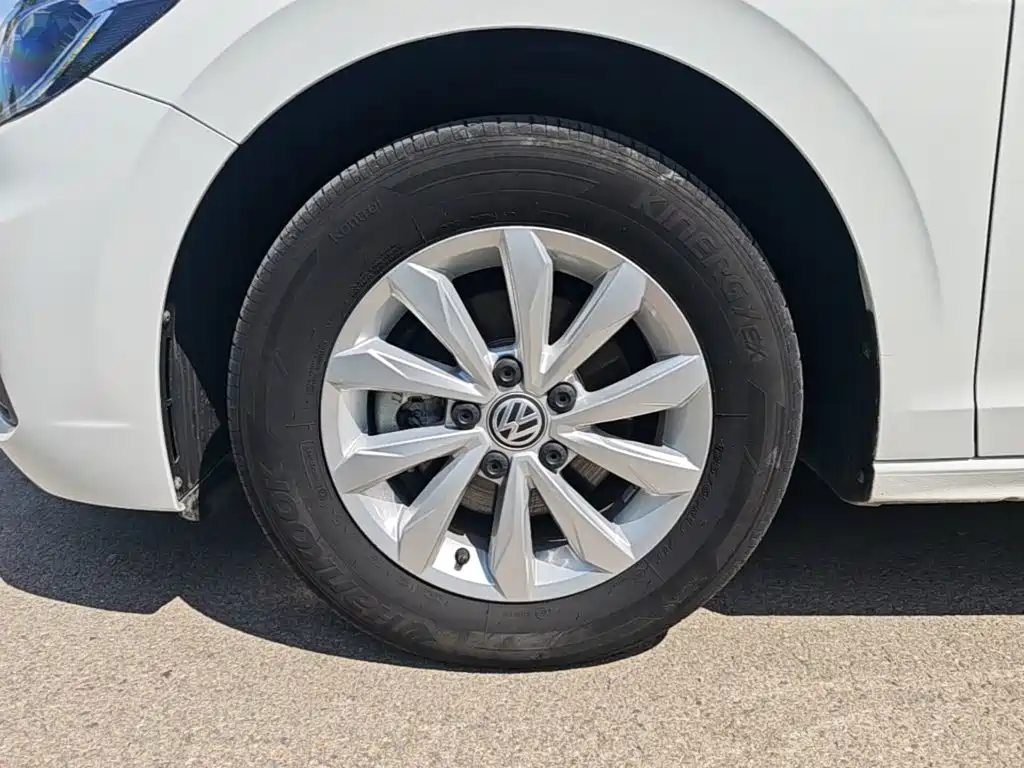 Volkswagen Bora — миниатюра 23