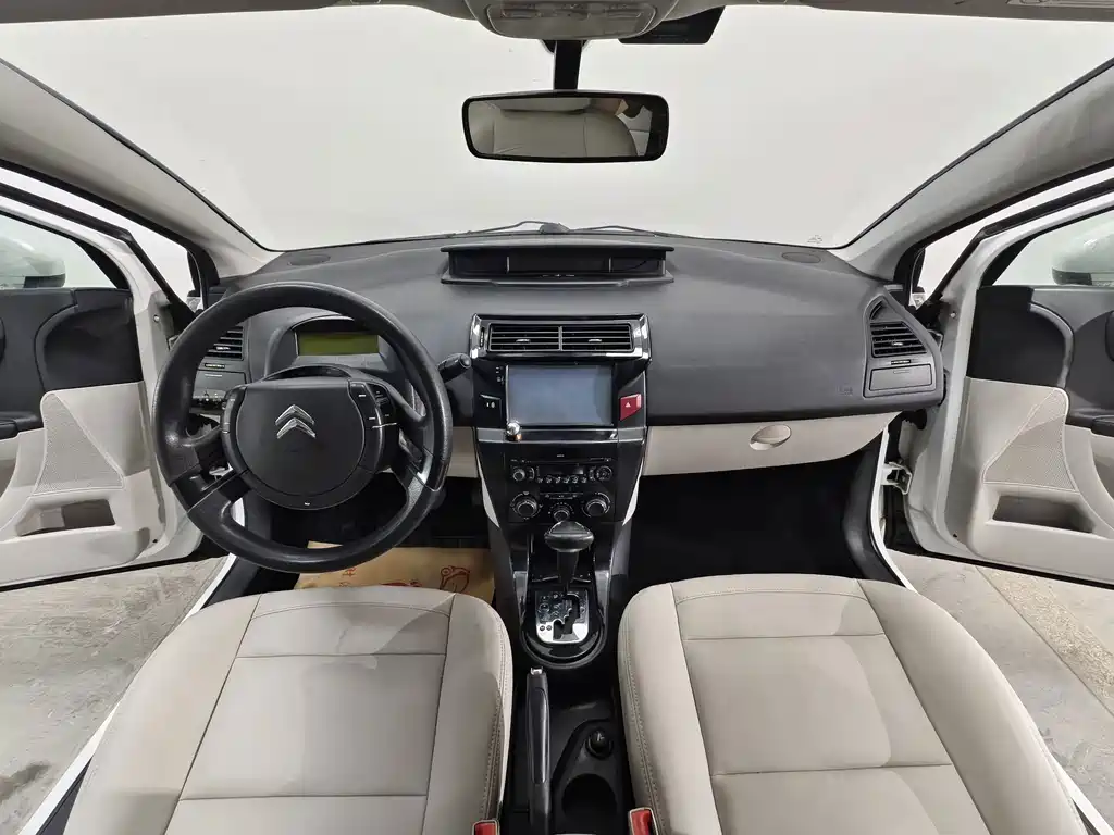 Citroen C-Quatre — миниатюра 9