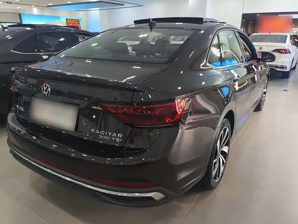 Volkswagen Sagitar — миниатюра 7