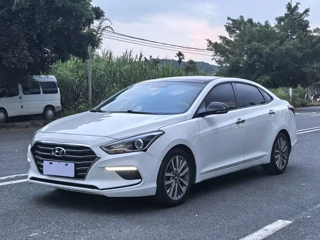 Hyundai Mistra