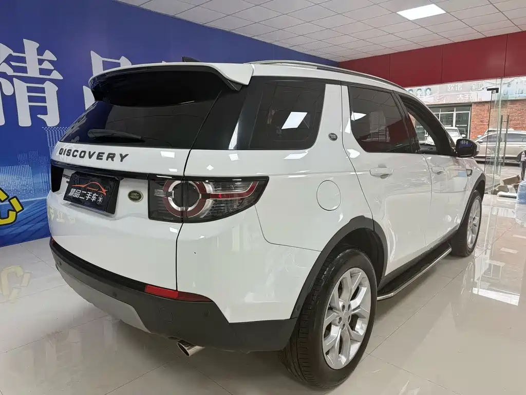 Land Rover Discovery Sport — миниатюра 8