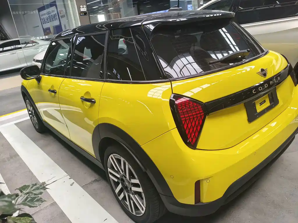 MINI Mini — миниатюра 11