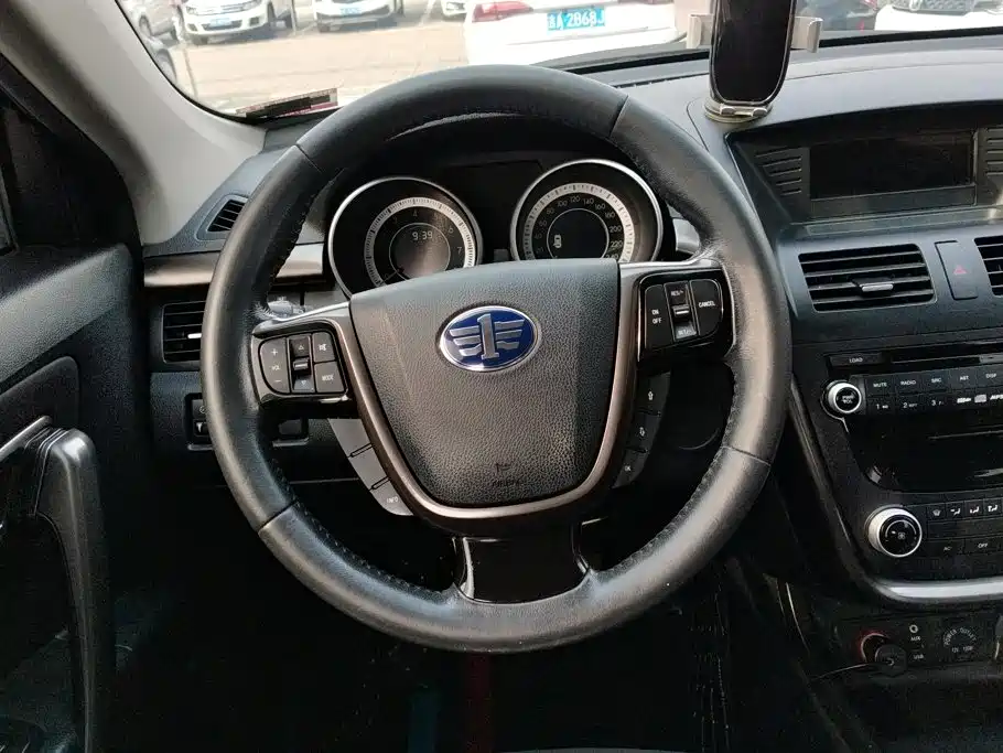 Bestune X80 — миниатюра 15