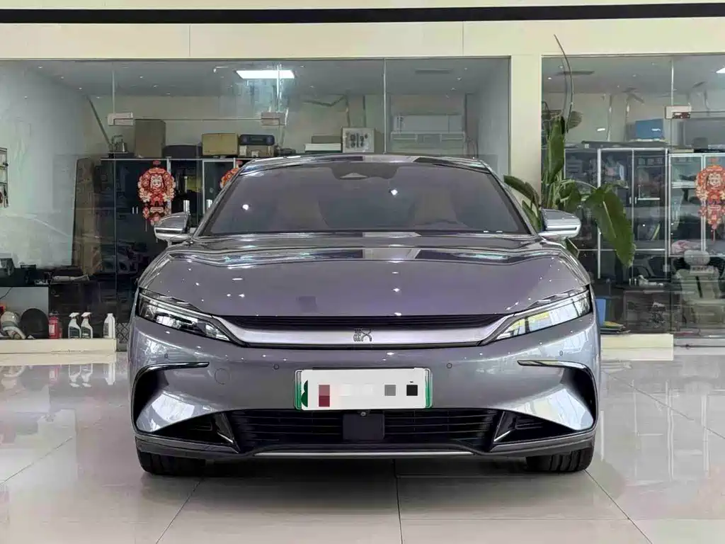 BYD Han — миниатюра 2