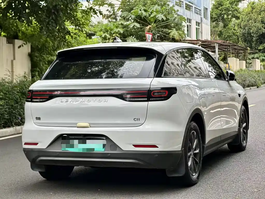 Leapmotor Leapmotor C11 — миниатюра 7