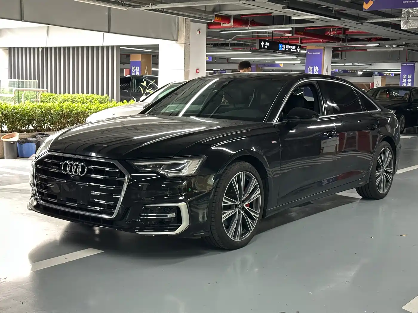 奥迪A6L 2024款 45 TFSI 臻选动感型 2024