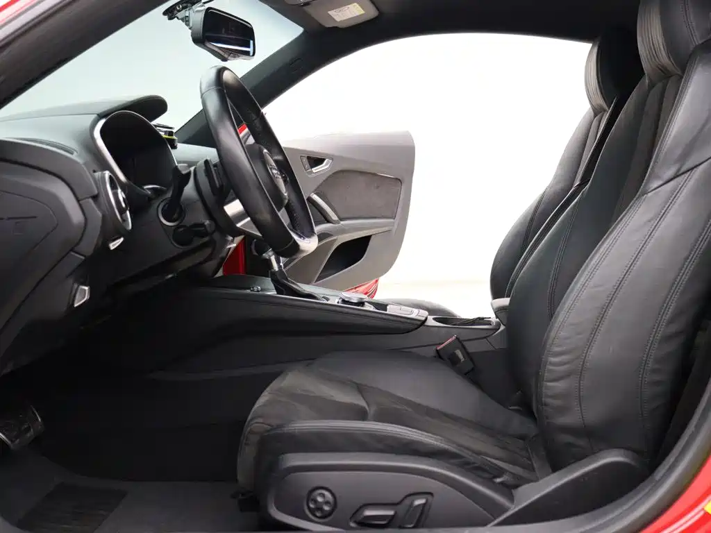 Audi TT — миниатюра 2