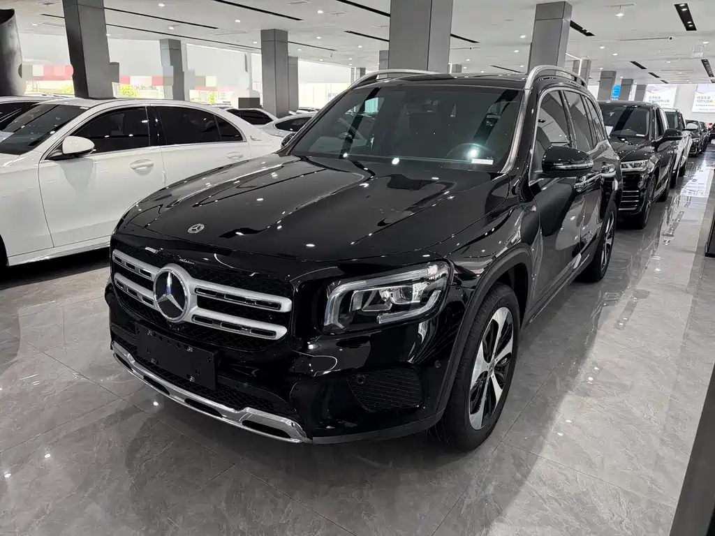 Купить Mercedes-Benz GLB