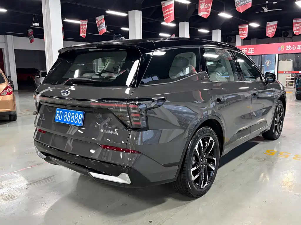 Ford Edge — миниатюра 19