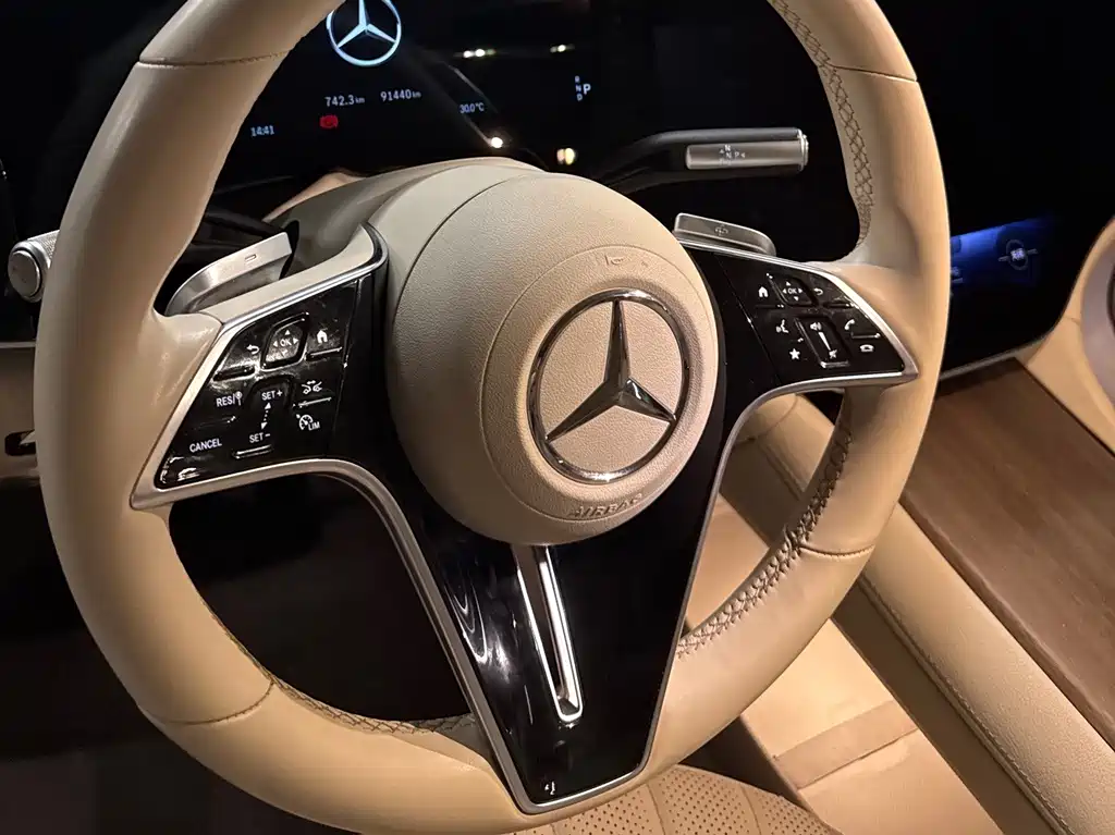 Mercedes-Benz EQS — миниатюра 7