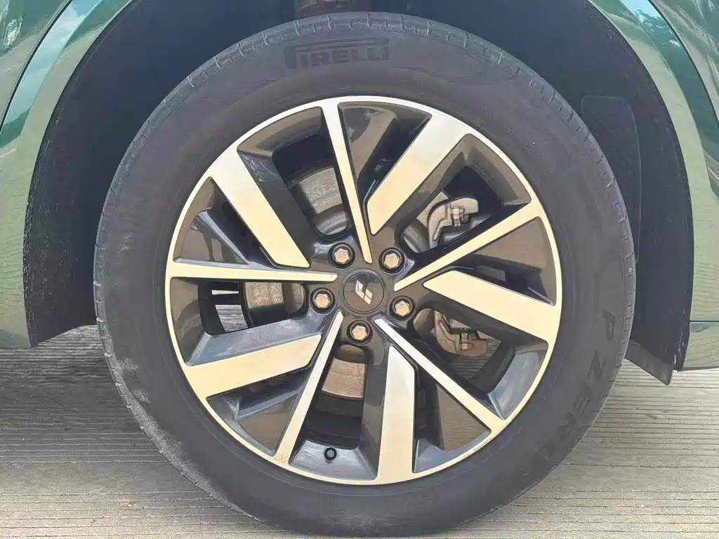 Li Auto Li L8 — миниатюра 14