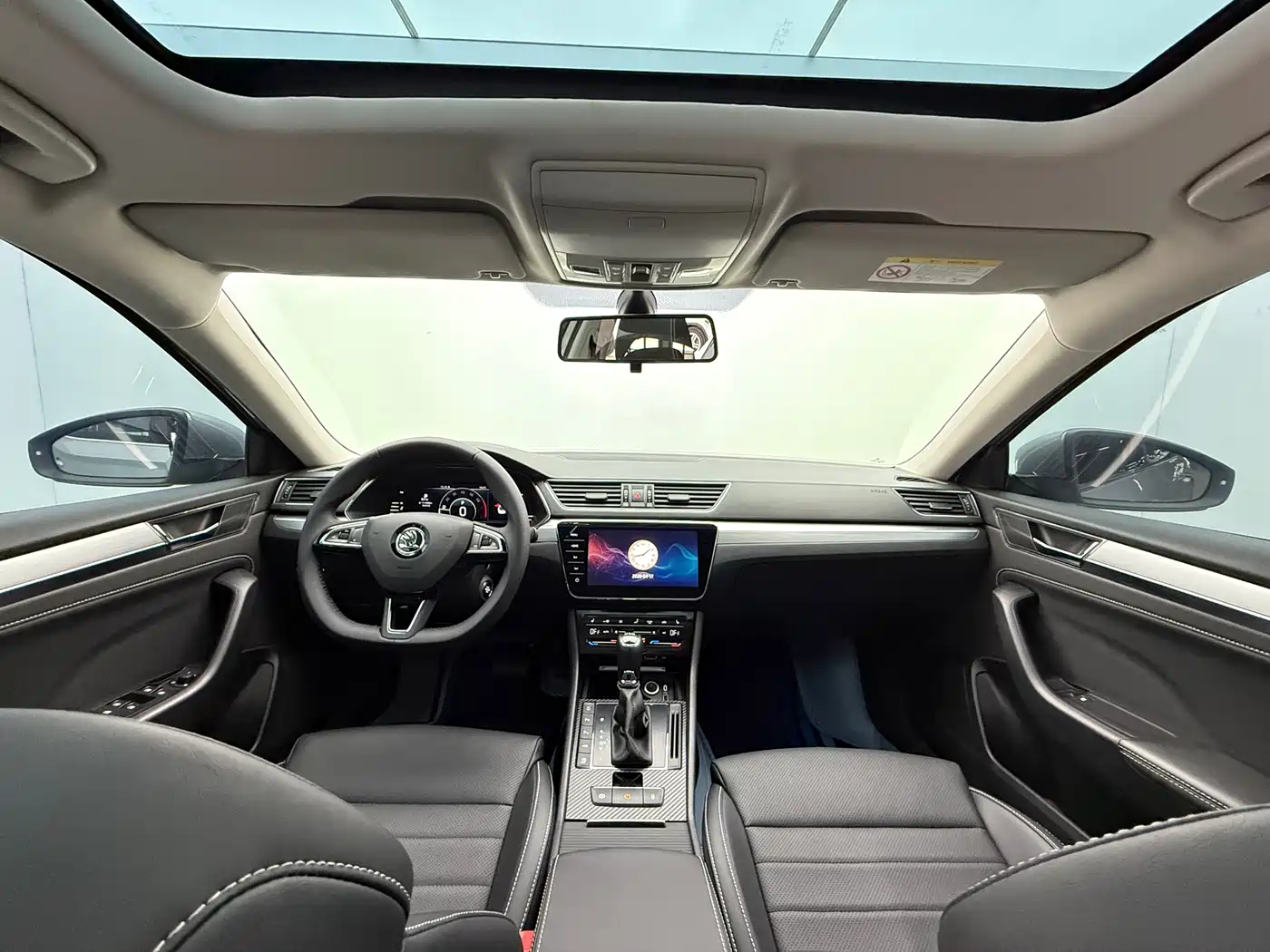 Skoda Speed pie 2023 Silver/gray из Китая