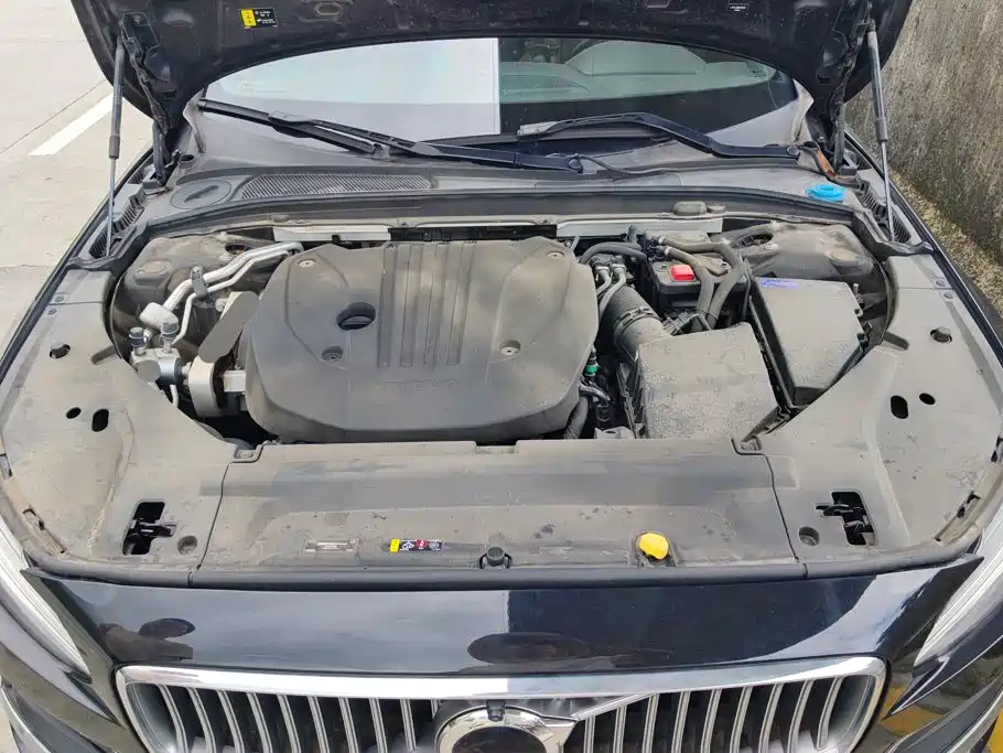 Volvo S90 — миниатюра 10