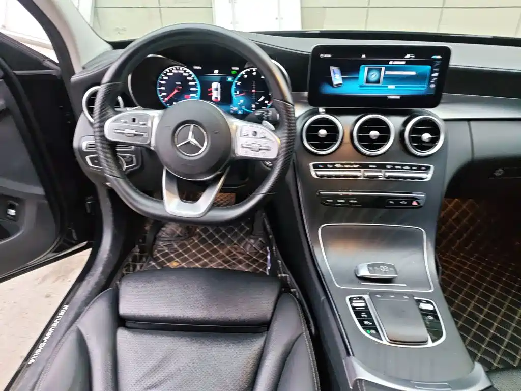 Mercedes-Benz C-Class — миниатюра 9