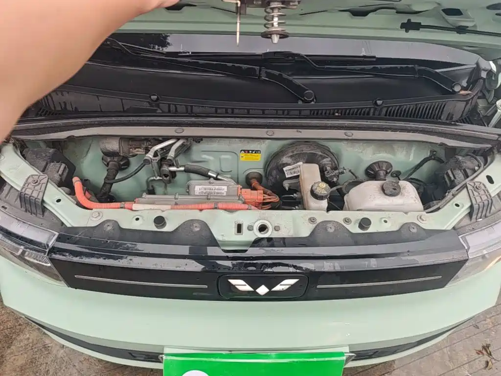 Wuling MINIEV — миниатюра 20