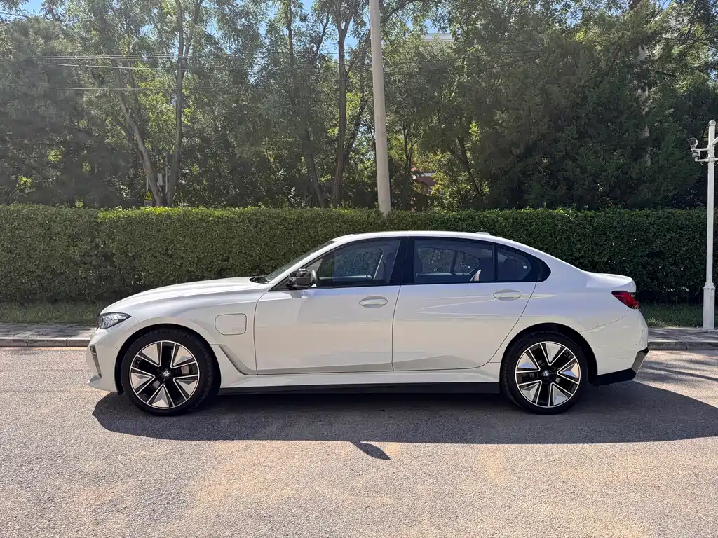 BMW i3 — миниатюра 3