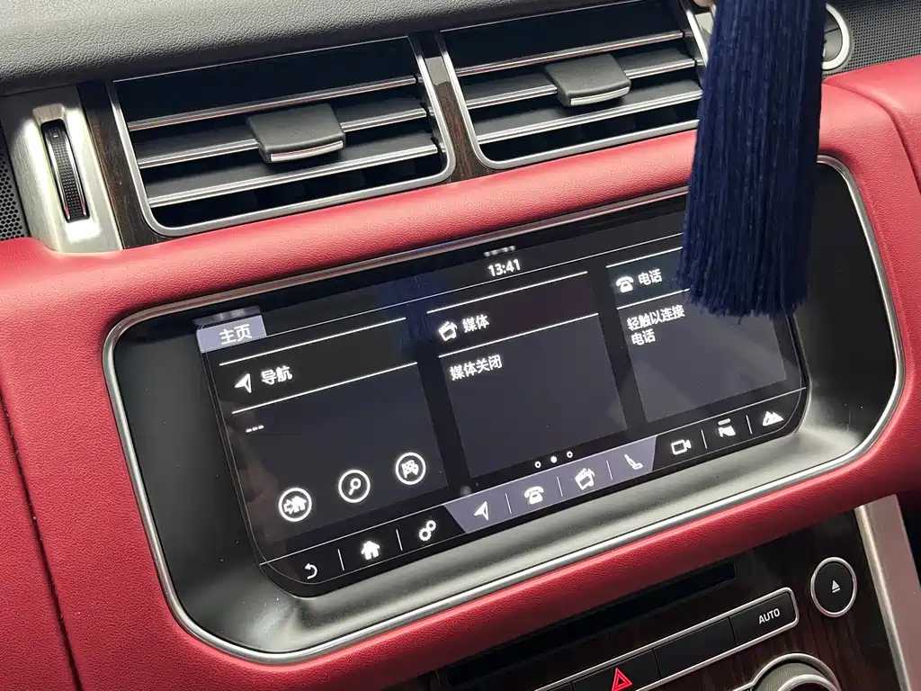 Land Rover Range Rover — миниатюра 16