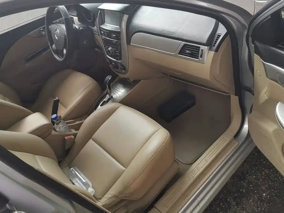 Buick Excelle — миниатюра 8