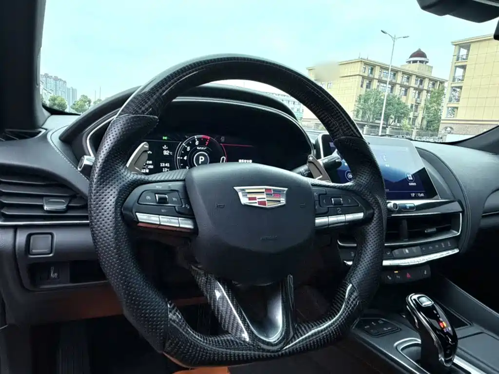 Cadillac CT5 — миниатюра 25