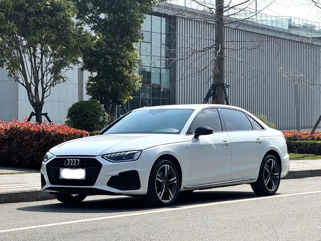 Audi A4L 2022