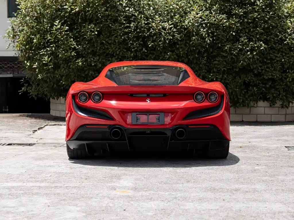 Ferrari F8 — миниатюра 5