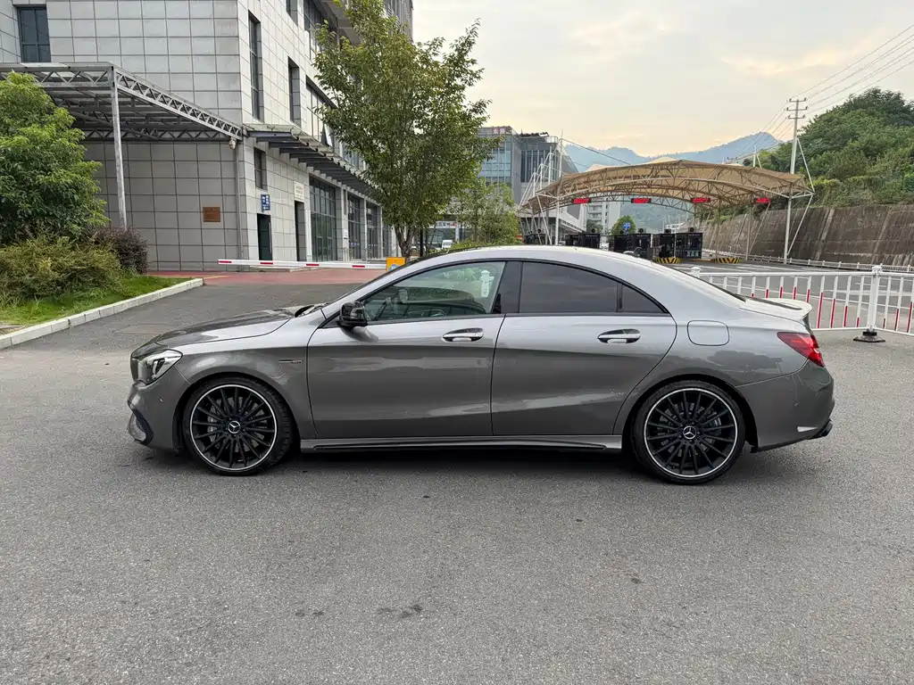 Mercedes-Benz CLA AMG — миниатюра 4