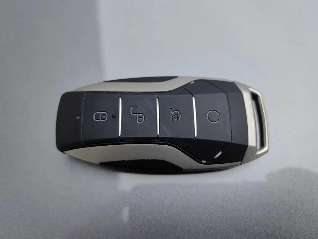 BYD Han — миниатюра 19