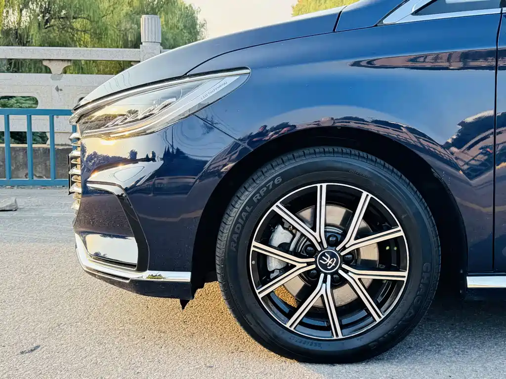 BYD MAX New Energy — миниатюра 16