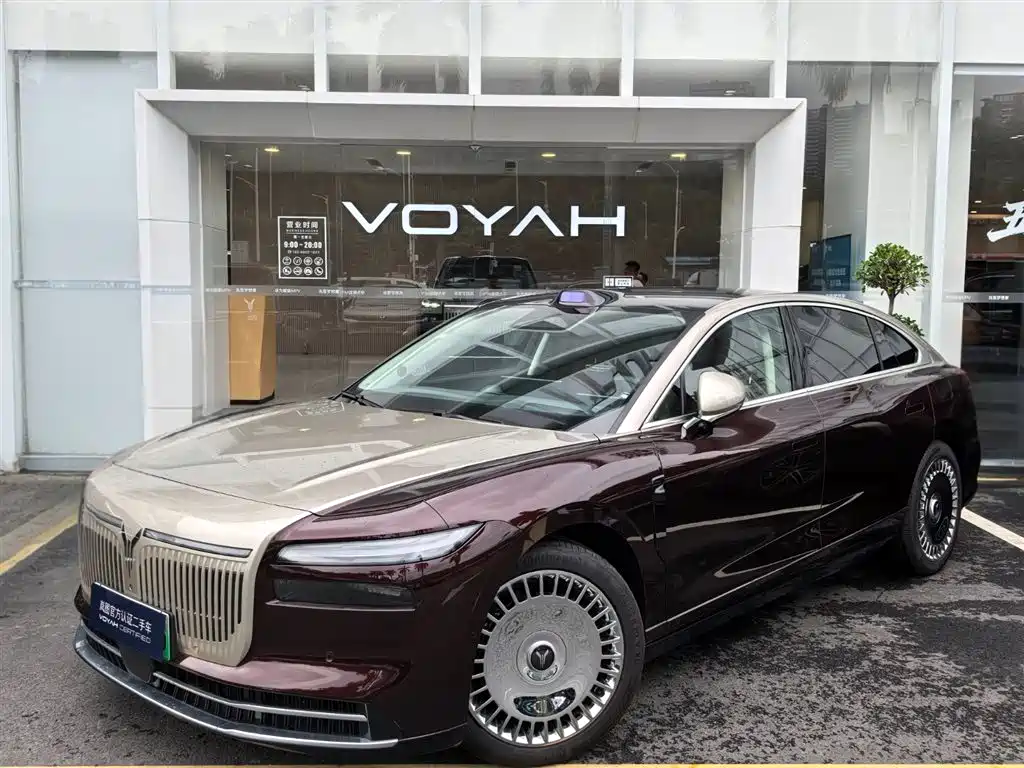 Voyah 岚图追光 L 2025