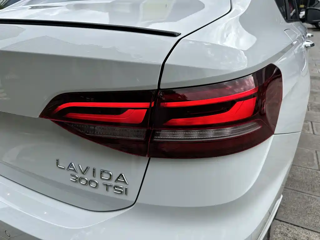 Volkswagen Lavida — миниатюра 21