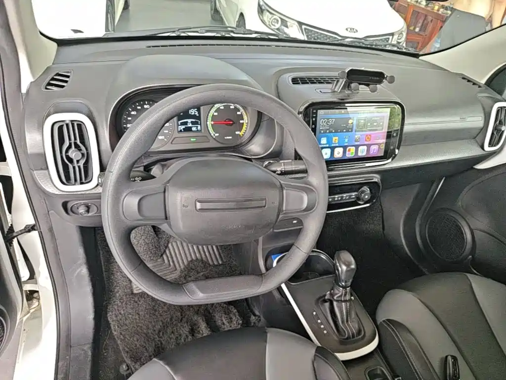 Roewe Clever — миниатюра 10