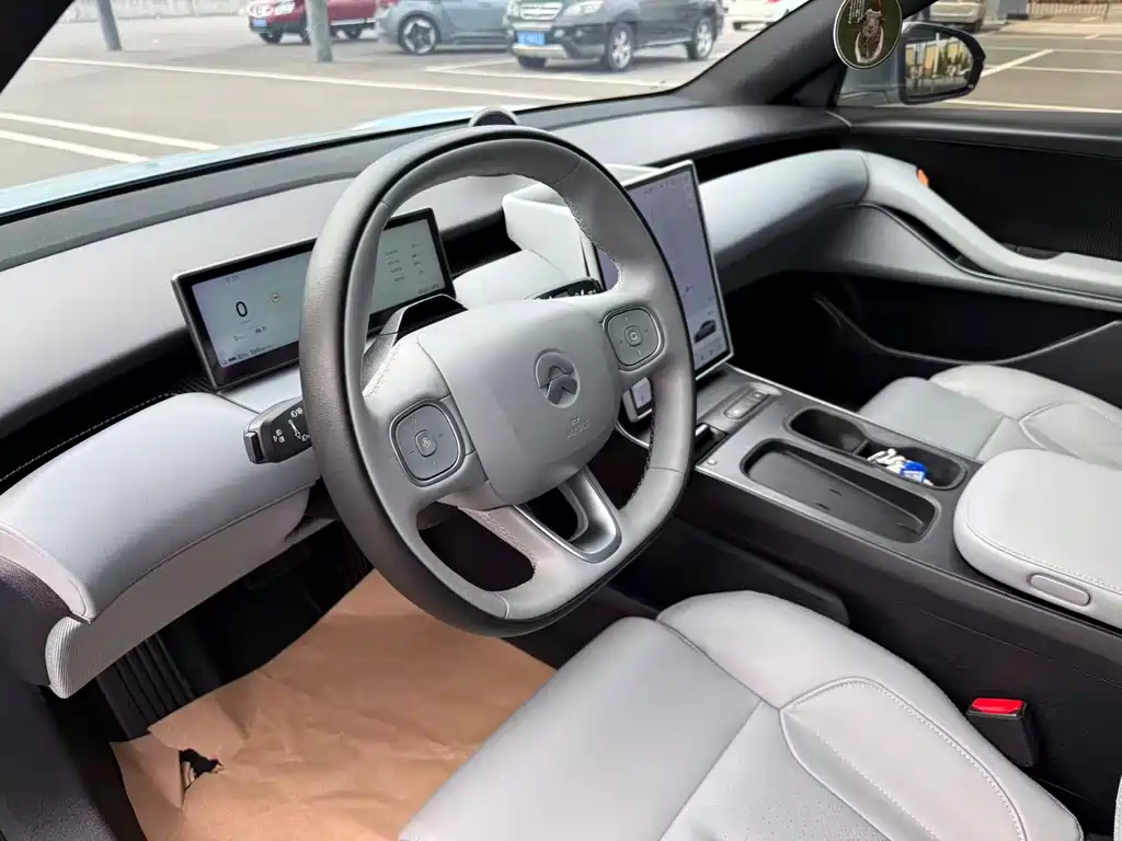 NIO ET5 — миниатюра 16
