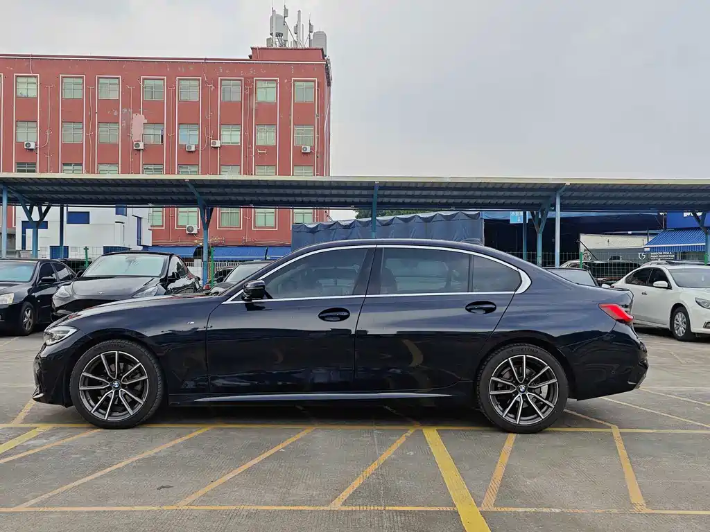 BMW 3 Series — миниатюра 4