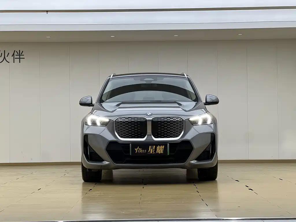 BMW iX1 — миниатюра 2