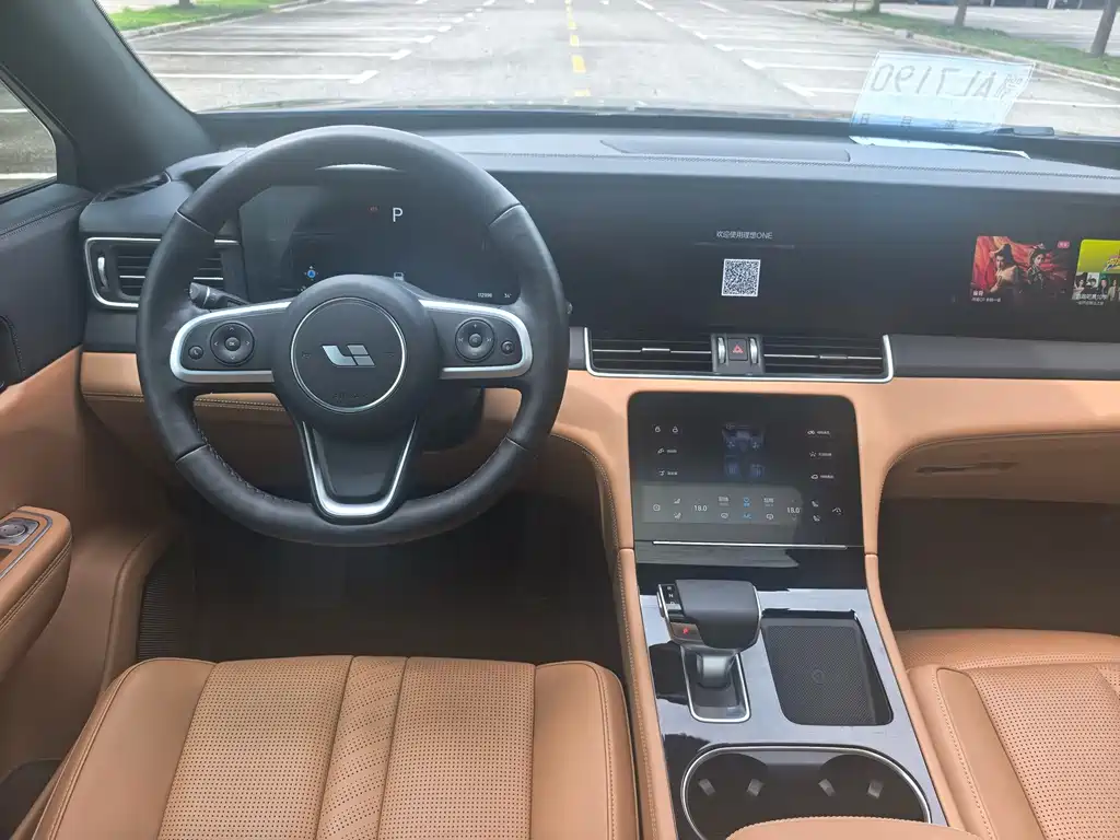 Li Auto Li ONE — миниатюра 20