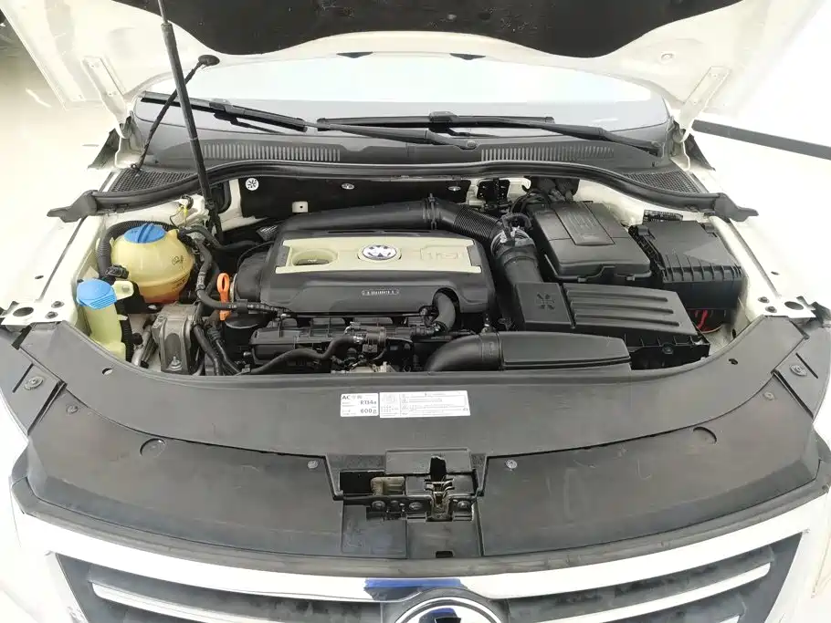 Volkswagen CC — миниатюра 10