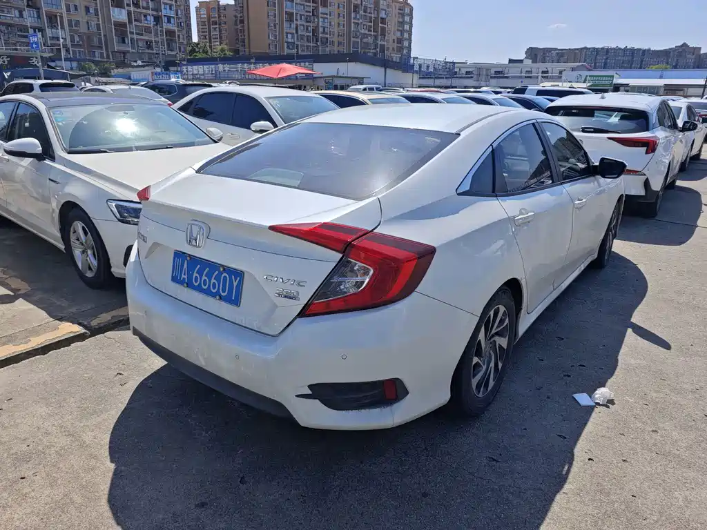 Honda Civic — миниатюра 16