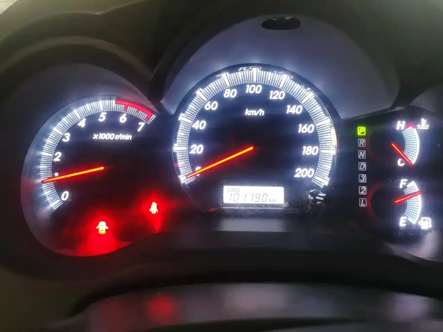 Toyota Fortuner — миниатюра 14