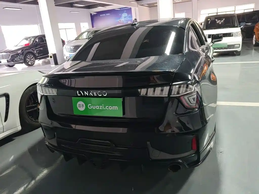 Lynk & Co 03 — миниатюра 6
